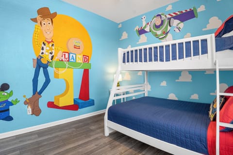 Bedroom 3: TOY STORY THEME