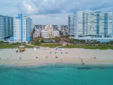 Enjoy your Miami vacay on the property located right on the beach!
