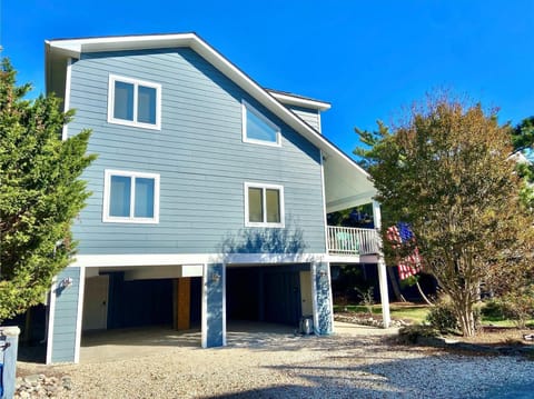 Exterior,Front Elevation,