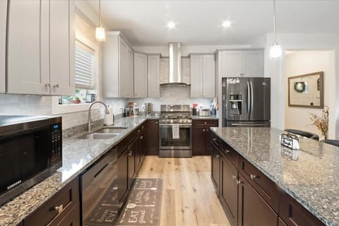 All stainless steel appliances.
