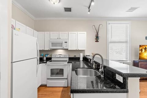 Kitchen with FL Lobster wall art