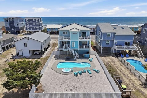 Exterior - Back / Overlooking the Ocean