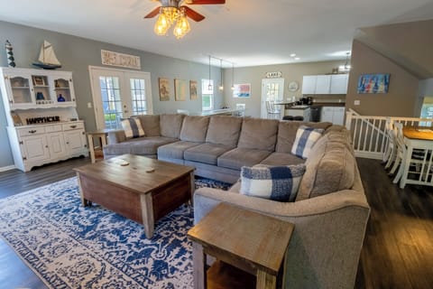 Main Level | Living Room