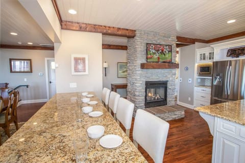 Bar Seating for Four in Kitchen