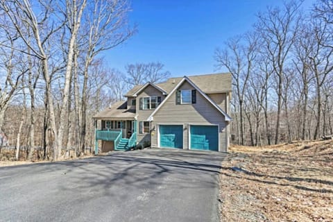 Enough space for up to 6 cars in the driveway