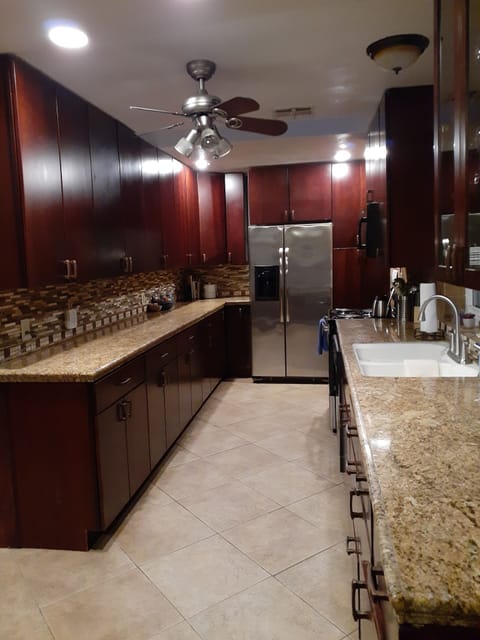 Well stocked kitchen for the Gourmet chef