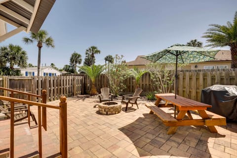 St. Augustine Beach Vacation Rental | Studio | 1BA | 350 Sq Ft | Stairs to Enter