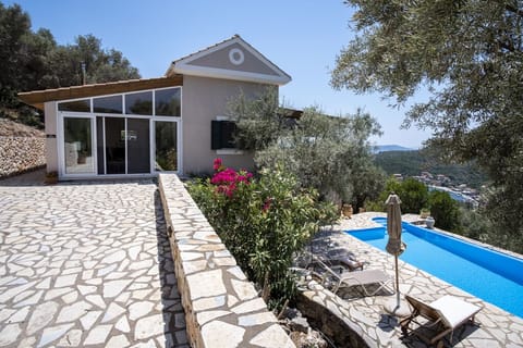 Entrance to Villa Margarita