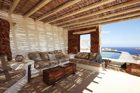 the outside lounging area