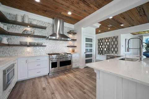 Diamond in the Dunes - Dunes of Destin - Kitchen