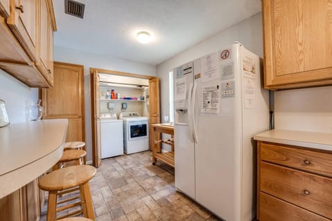 Moveable Butcher Block Service Cart