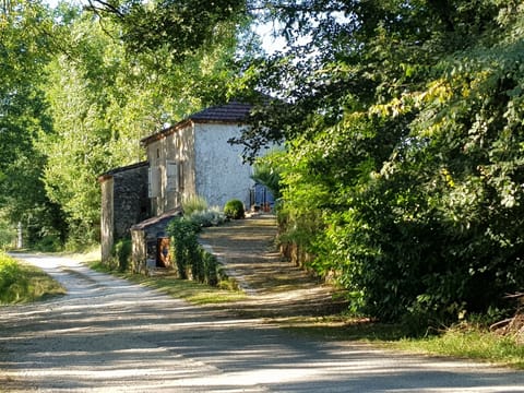 Approach to the main house from the lane