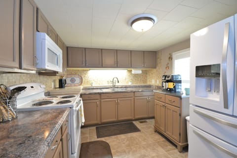 Kitchen, Electric Range, Double Sink, New Fridge, Microwave