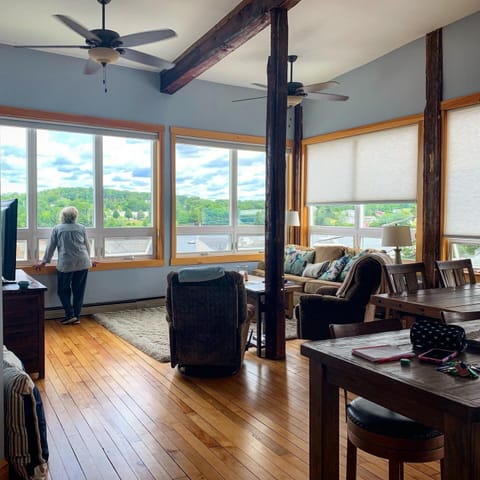 Look out at the water from picture windows!