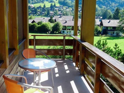 Property, Plant, Table, Building, Nature, Tree, Wood, Interior Design, Shade, Leisure