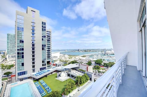 Wraparound balcony view 
