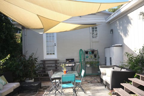 Patio/grill area 