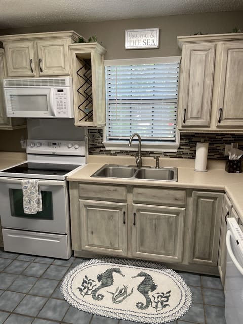 we receive lots of compliments on the attractive full service kitchen 