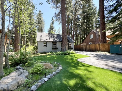 Tahoe Park Cottage Exterior
