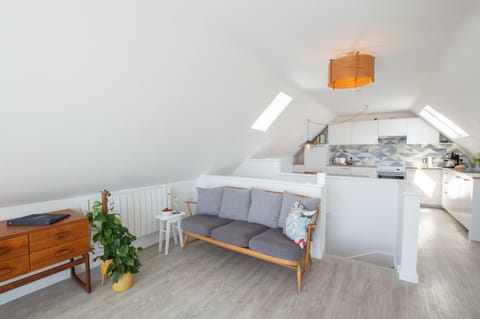Sunfish, Porthtowan. First floor: Sitting room with television and Juliet balcony