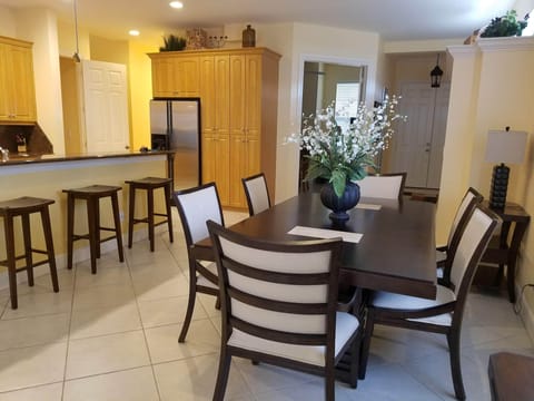 Dining plus Kitchen Bar