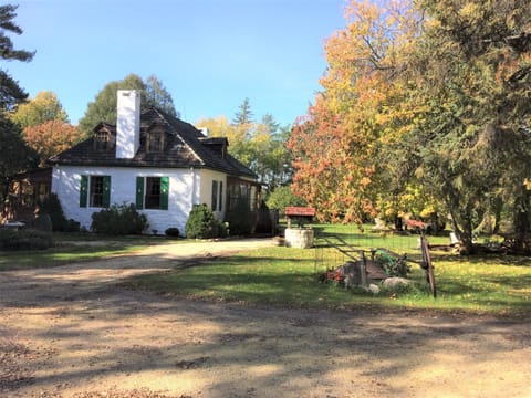 Thomas Bunn house built in 1862 - heritage designated