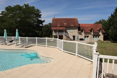 View of the house from the pool 