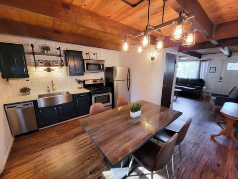 Full Kitchen with farm sink. All dishes and cookware provided