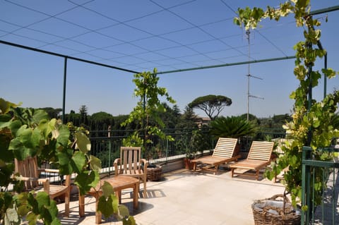 Upper Private Terrace Sunbathing Area