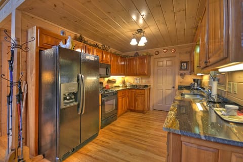 Large kitchen with plenty of cabinetry and pantry space