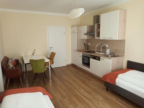 Quadruple room with shower, toilet - Adlerhof, pension Bed and Breakfast in Salzburg