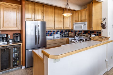 Fully Equipped Kitchen - Fully Equipped Kitchen