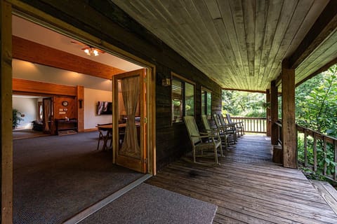The Meadows Cabin
View of the back porch leading into the great room.