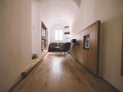 Double room "large", incl. breakfast - arthotel Blaue Gans House in Salzburg