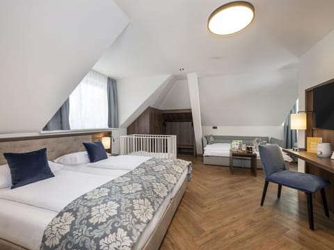 Deluxe double room, breakfast - Salzburg Hotel Lilienhof Bed and Breakfast in Salzburg