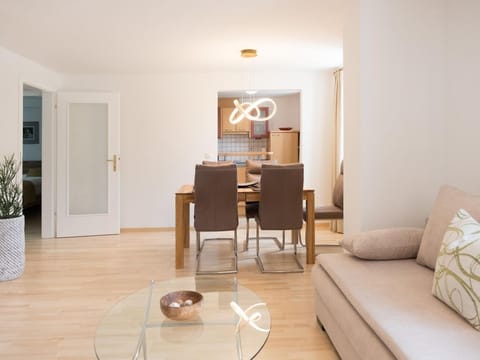 Studio Plus I Strasserwirt - Sauerweingut Apartment in Salzburg