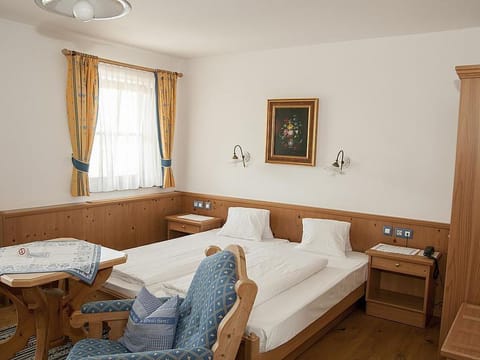 Double room "Standard" - Bloberger Hof, hotel Apartment in Salzburg