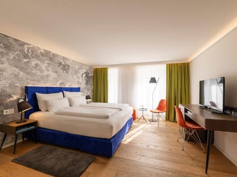 Small double room with old town view - Hotel Stein House in Salzburg