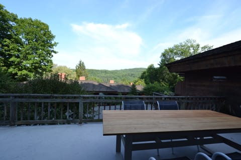 Deck View