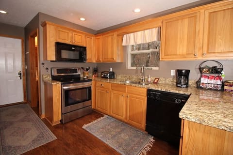 Fully equipped kitchen