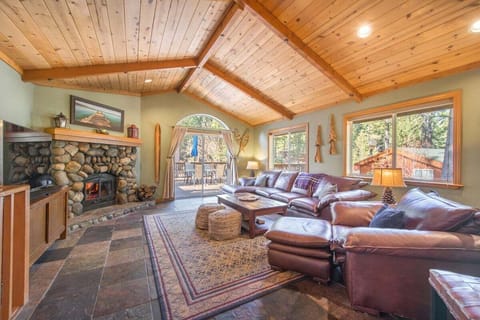 Living Room with Fireplace