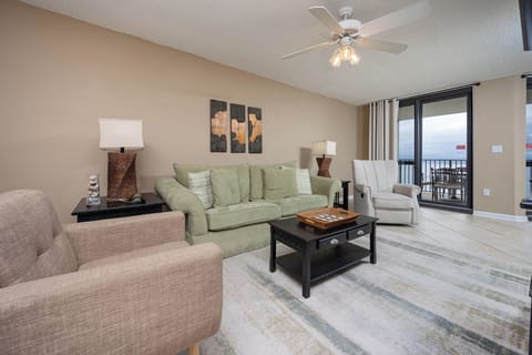 Phoenix VI 61007, Orange Beach, Alabama, beach front, 1 bedroom condominium on the 10th floor