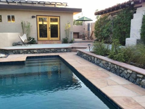 Private pool right outside your door:-)