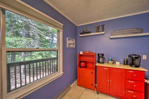 Coffee Bar | Keurig Coffee Maker