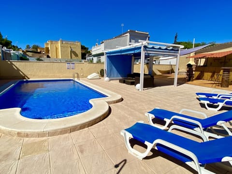 Villa Pool and Garden 