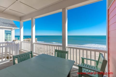 Second floor oceanfront covered deck 2