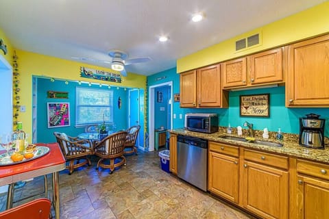 f9688834-0513-469b-9952-aff659aeb26a