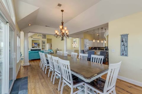 Top-Level Dining Room with Table (seats 14)