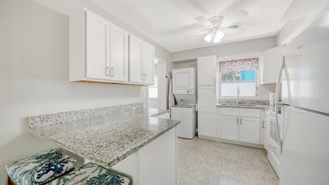 South Kitchen with Laundry