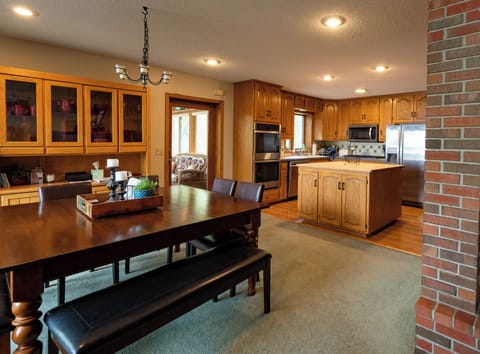 Dining table seats eight, full kitchen